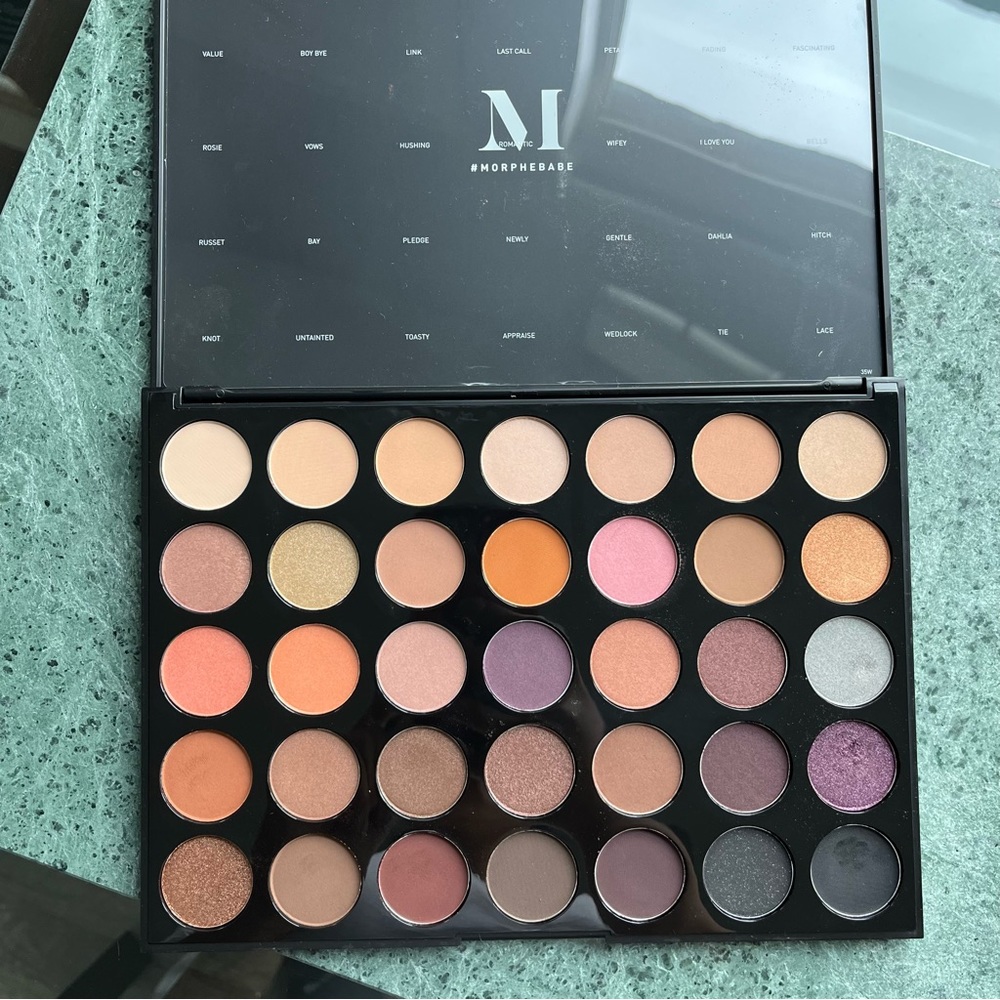 Morphe 35W eyeshadow palette